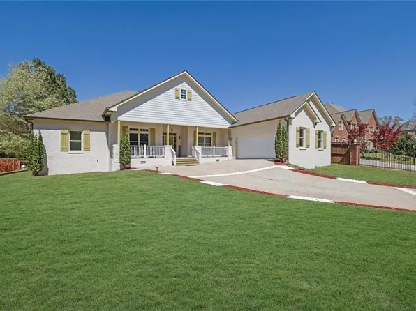 2373 Temple Johnson Rd, Snellville, GA 30078
