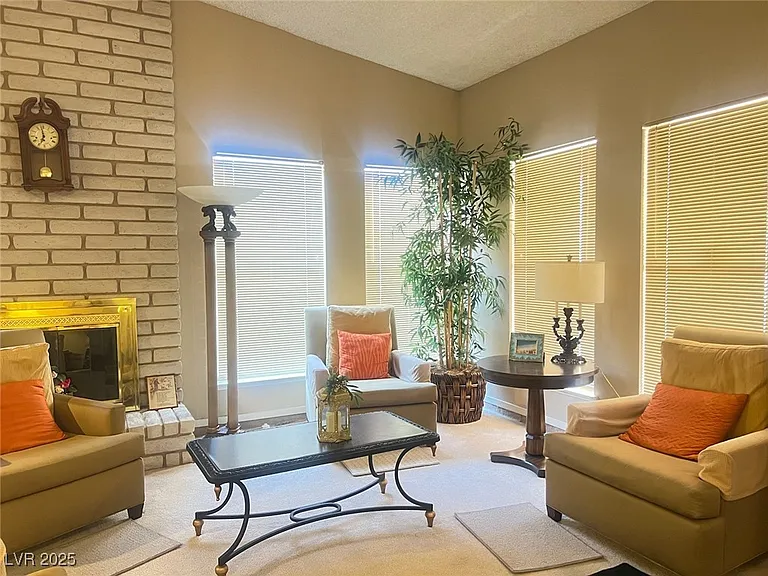 5315 Winston Dr — Photo 19
