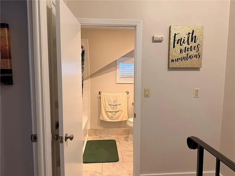 412 Bellevue Ave #9 — Photo 17