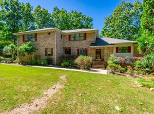 9013 Brow Lake Rd, Soddy Daisy, TN 37379