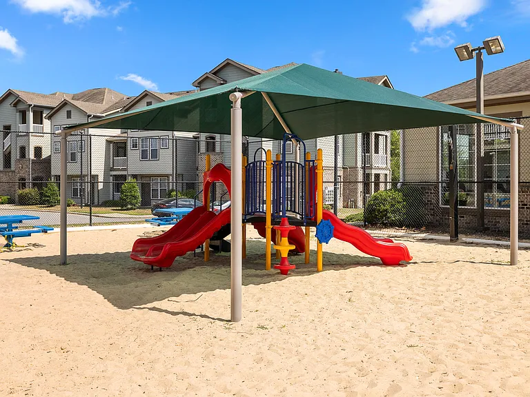Aspen Ridge Apartments — Photo 15