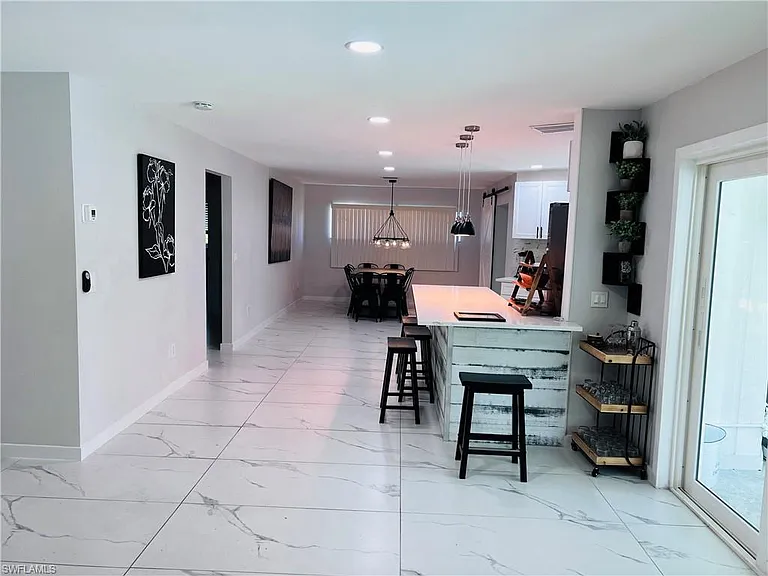 4439 Parrot Ave — Photo 15