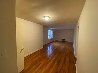 29 94th St #2A, Brooklyn, NY 11209