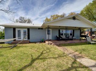 504 N Beach, Sunrise Beach, TX 78643