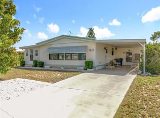 1440 Nassau Cir, Tavares, FL 32778