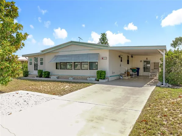 1440 Nassau Cir, Tavares, FL 32778