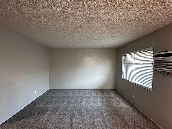 5th image of 516 N Mar Vista Ave APT 6