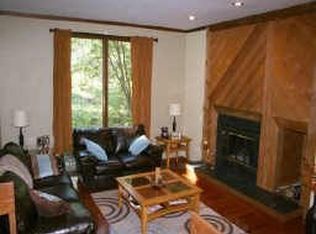 6 Hampshire Ct, Durham, NC 27713