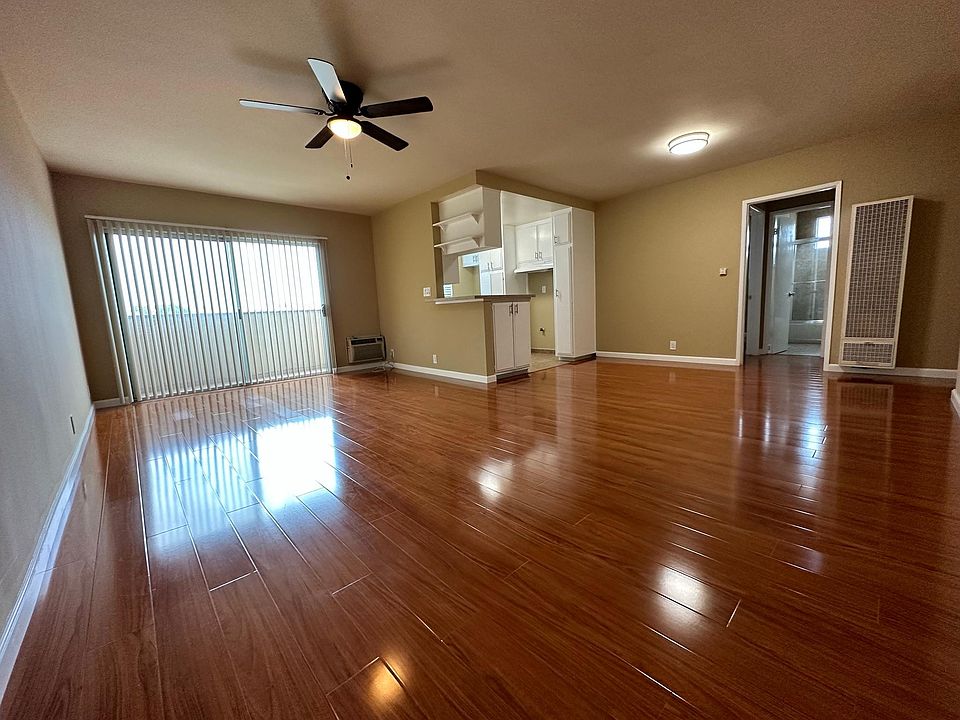 1st image of 6121 Saturn St APT 302