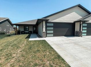 1414 W 20th Ave, Mitchell, SD 57301