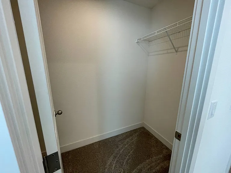 5427 Edgewood Ln #4E — Photo 7