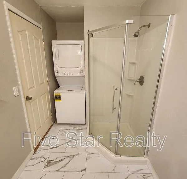 12896 Rices Crossing Rd #A — Photo 20