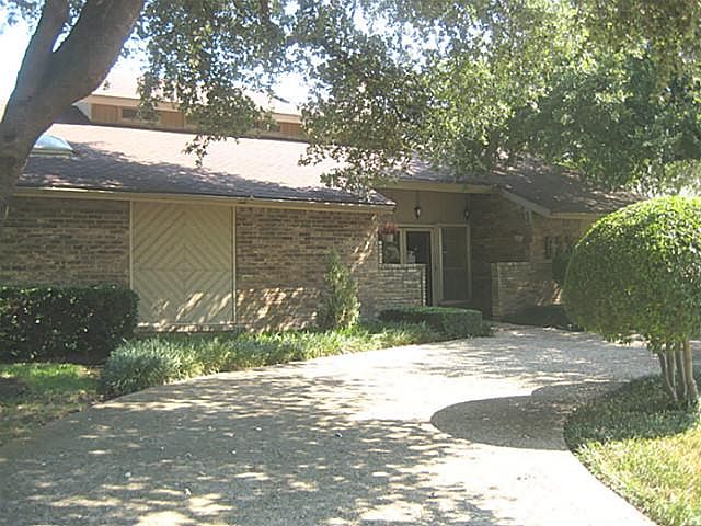 1st image of 623 Goodwin Dr