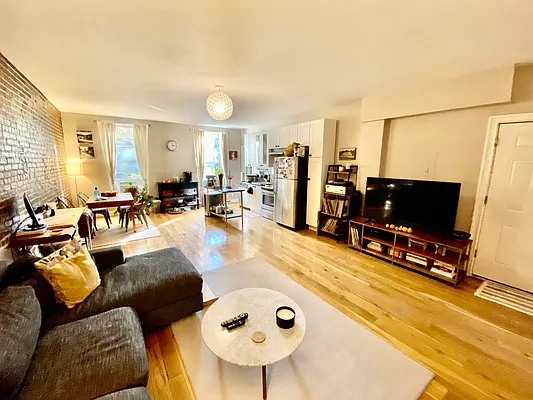 Rented by Stipple Inc. | media 2