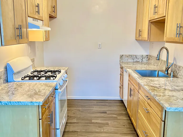 2810 Pope Ave #F — Photo 3