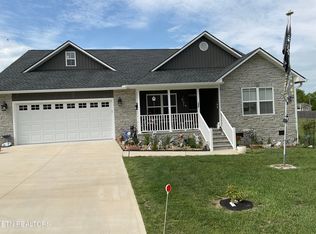 345 Colby Cir, Crossville, TN 38571