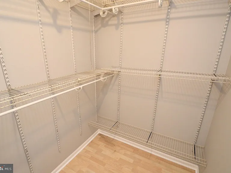 340 Woodlake Dr — Photo 21