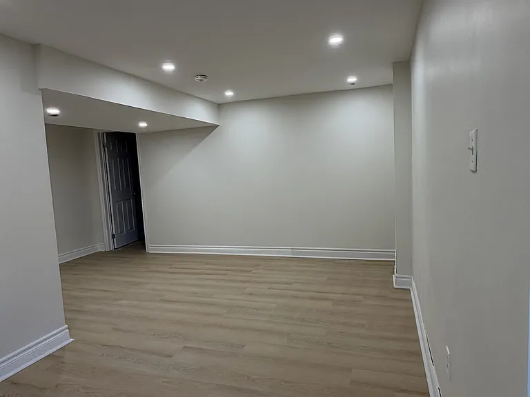 10 Sheldon Dr #BASEMENT — Photo 5