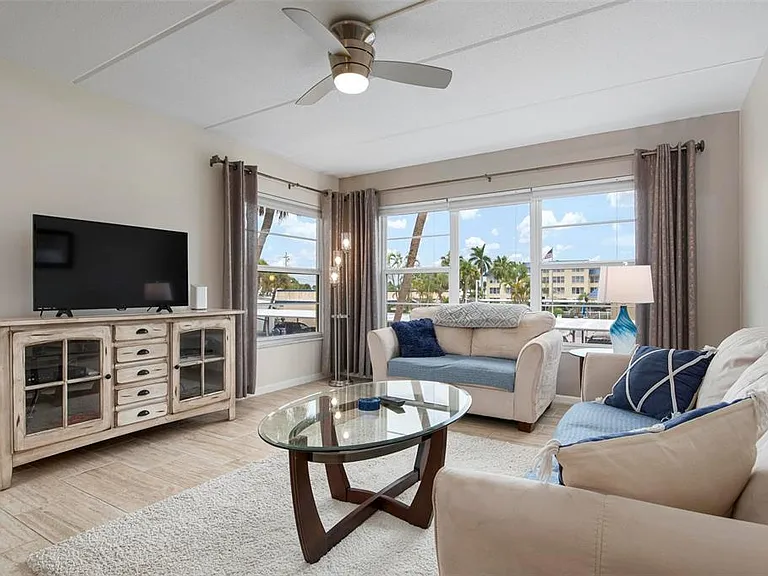 3808 Gulf Of Mexico Dr #E205 — Photo 10