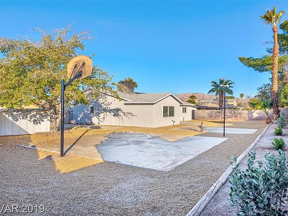 4th image of 4235 Sun Vista Dr