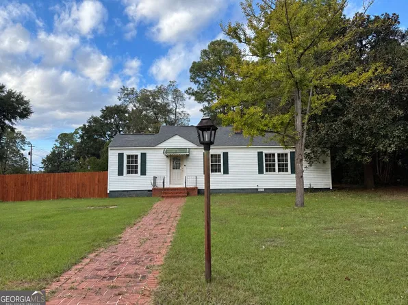1301 Georgia Ave, Perry, GA 31069