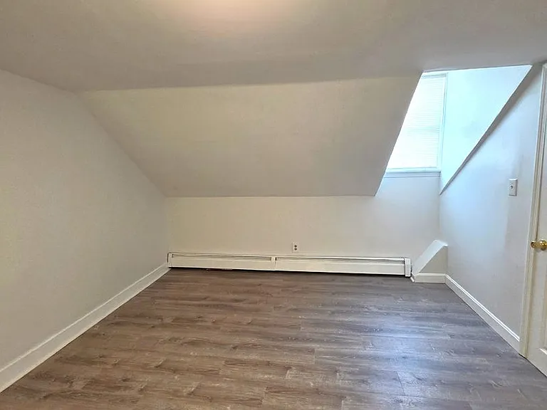 22 Johnson Street — Photo 11