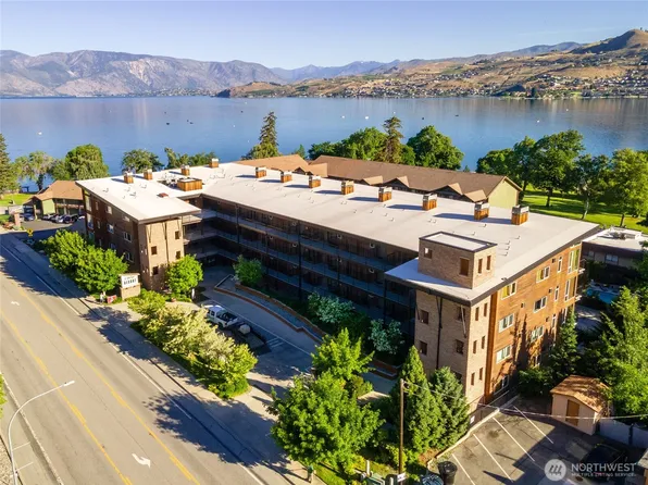 2220 W Woodin Avenue #211, Chelan, WA 98816