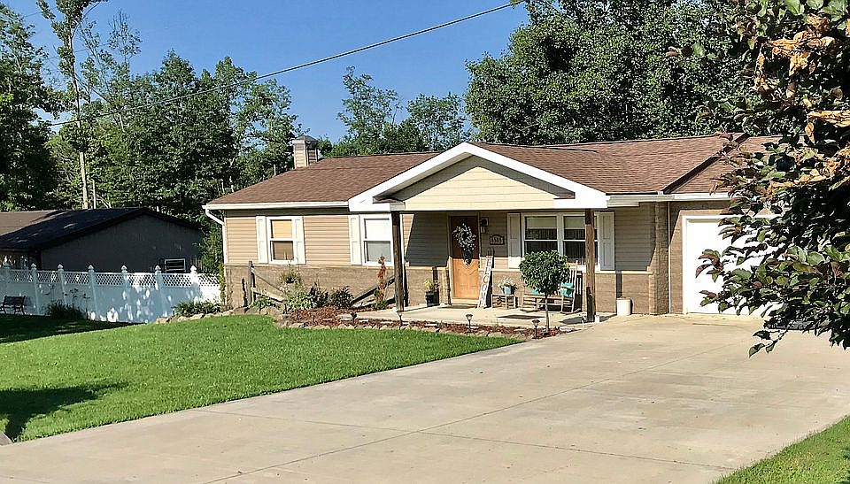 1st image of 6585 Scotts Ln