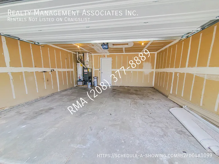 970 Johnson Dr — Photo 10