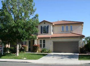 23848 Mission Puebla, Santa Clarita, CA 91354