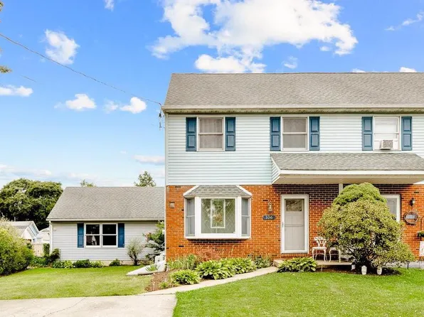106 1st Ave, Richlandtown, PA 18955