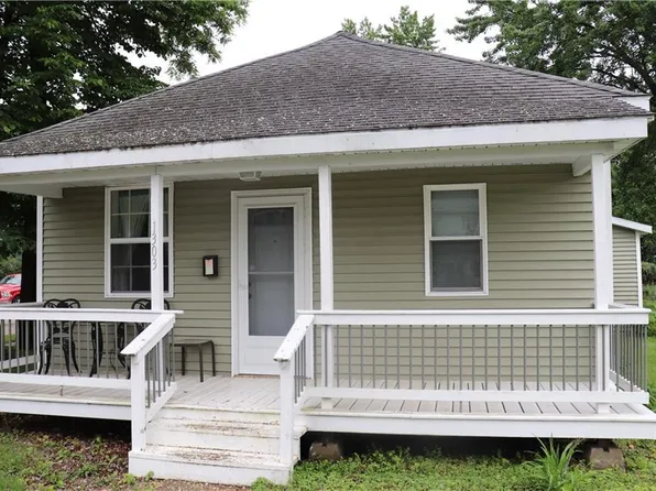 1303 Garfield Avenue, Altoona, WI 54720