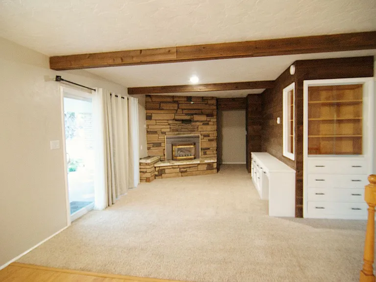 147 N 3900 E — Photo 5