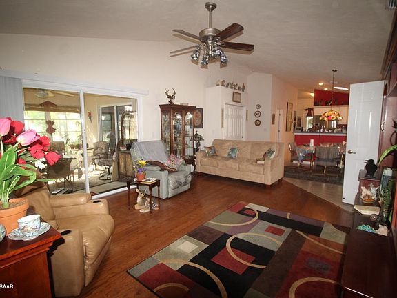 3rd image of 1573 Town Park Dr