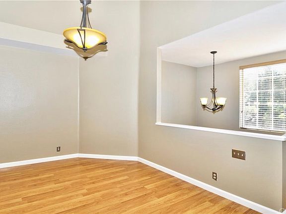 5th image of 8009 E Sandstone Dr
