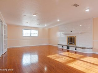 3704 Sudbury Ln, Louisville, KY