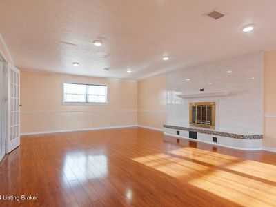 3704 Sudbury Ln, Louisville, KY, 40220