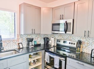 2300 Stanford St #D, Houston, TX 77006