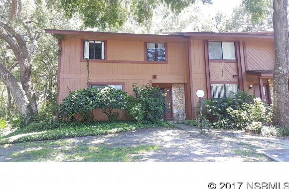 1st image of 2 Oakwood Park