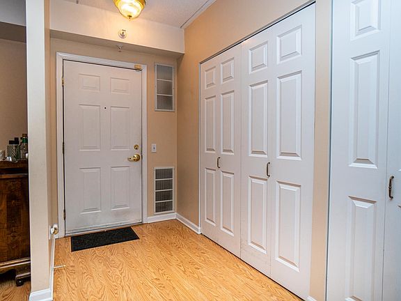 3rd image of 100 N Milwaukee Ave APT 203