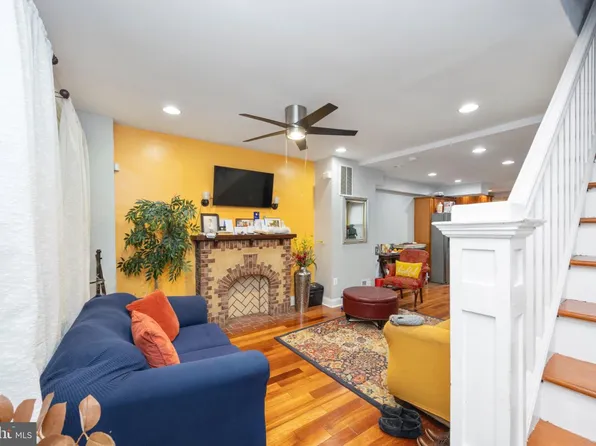 30 N Ellamont St, Baltimore, MD 21229