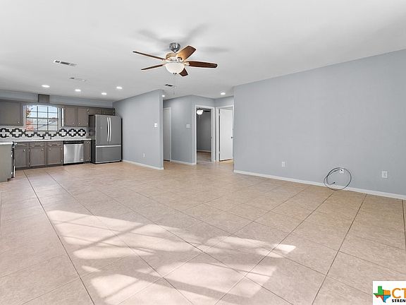 3rd image of 3802 Water Oak Dr