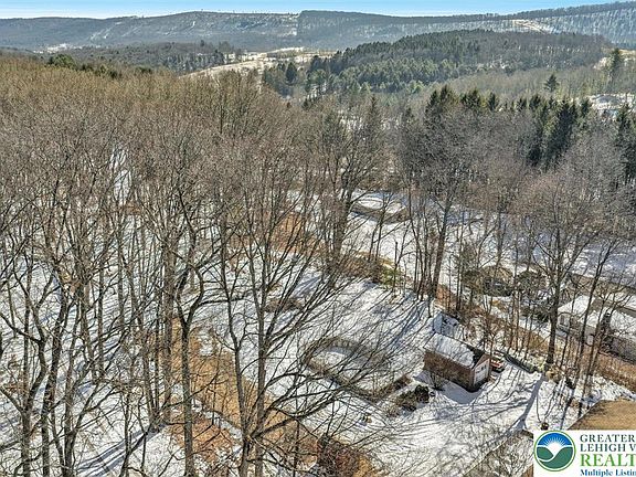 3rd image of 4 Codorus Rd