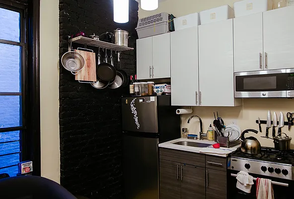 Rented by Nooklyn NYC LLC | media 14