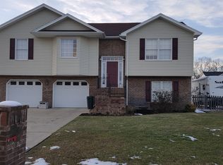 452 Red Fox Dr, Church Hill, TN 37642