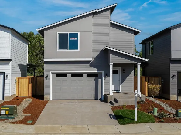 7427 SE Berg Dr, Corvallis, OR 97330