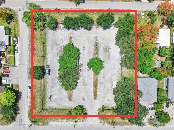 NW 1st Ave #166, Miami, FL 33169