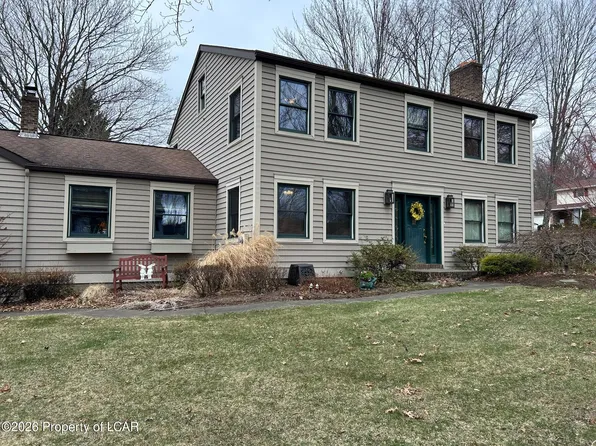 18 Louise Rd, Wyoming, PA 18644