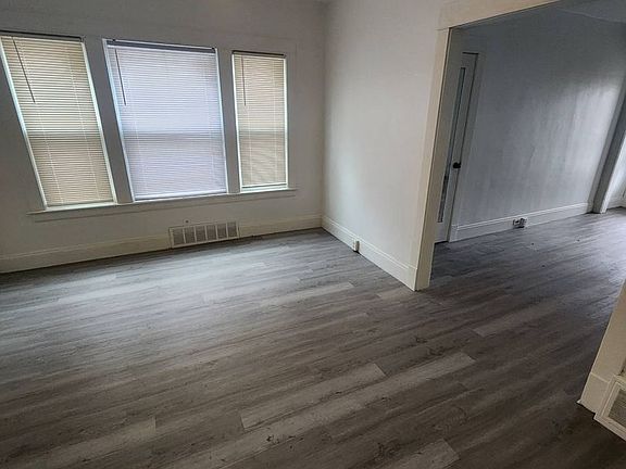 2nd image of 13302 Ferris Ave #Dn