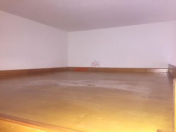 5th image of 75 Bleecker St APT 4A